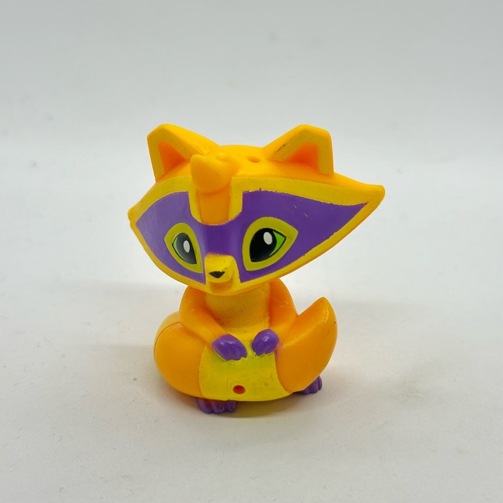 National Geographic Animal Jam Posh Racoon Figure 2" Tall